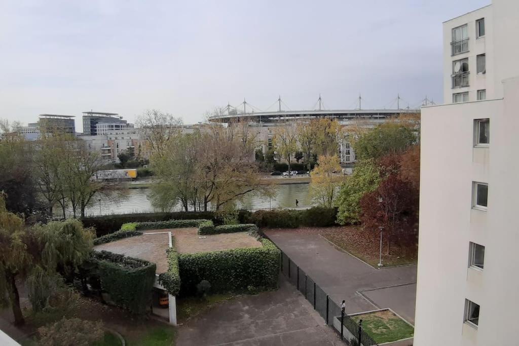 3Pieces Stade De France Grand-Paris Saint-Denis  Exteriör bild
